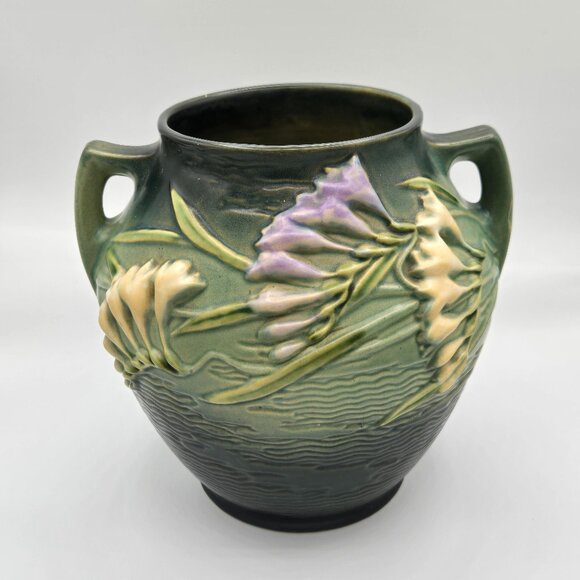 Vintage Roseville Pottery 4-8 Freesia Cookie Jar Made in the USA - Picture 9 of 10